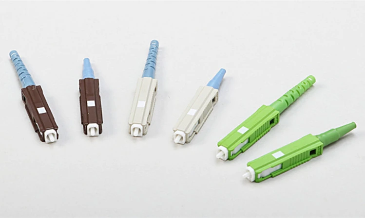 Glasfaser-MU-Stecker