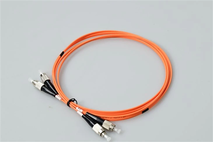 FC/UPC zu FC/UPC Single-Mode 9/125 Duplex Glasfaser-Patchkabel