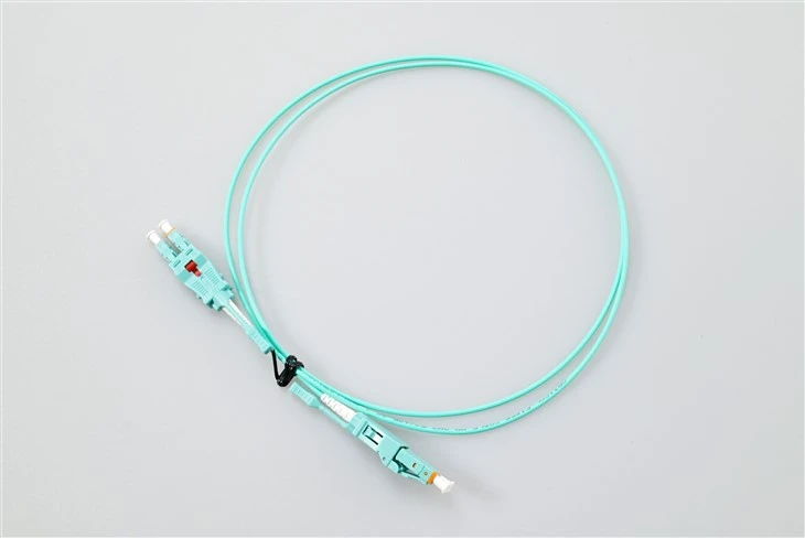 Glasfaser-Patchkabel Lc Uniboot OM3