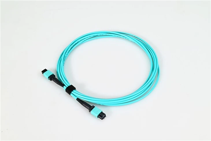 MTP MPO Glasfaser-Patchkabel MM OM3