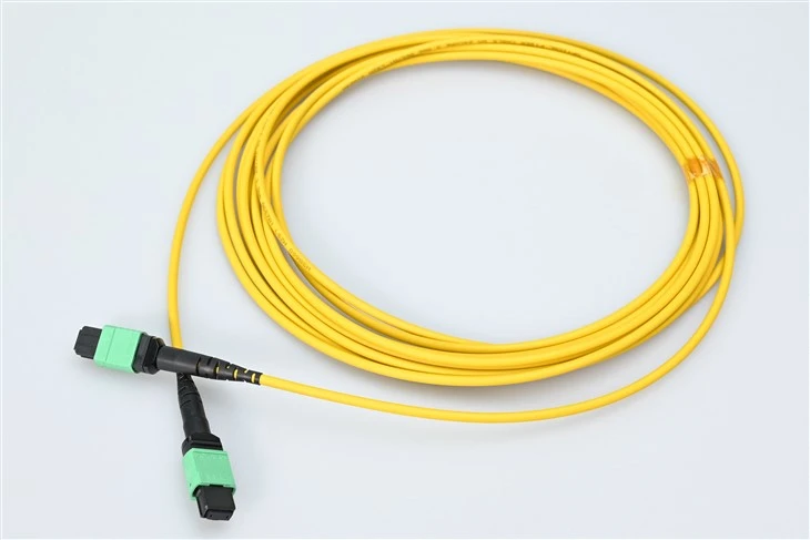 MTP MPO Glasfaser-Patchkabel SM SX GELB